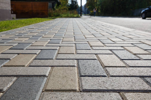 Best Residential Paver Driveway  in Manhattan, IL
